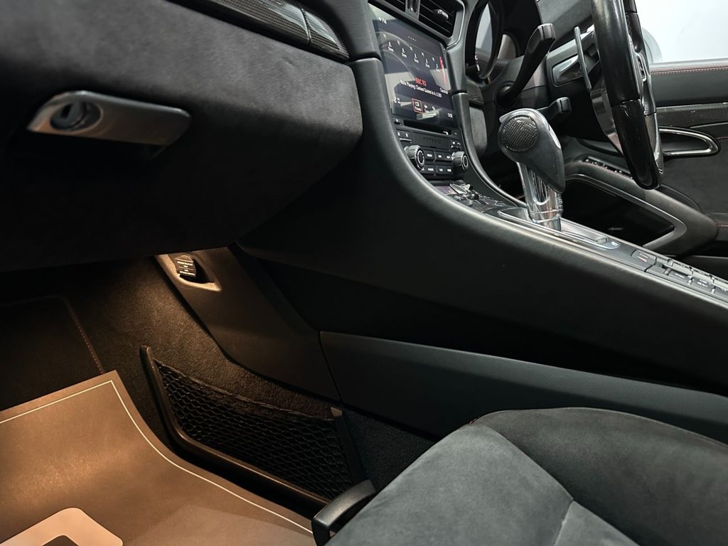 Used Porsche 911 2018 for sale - 76406161: Photo 39