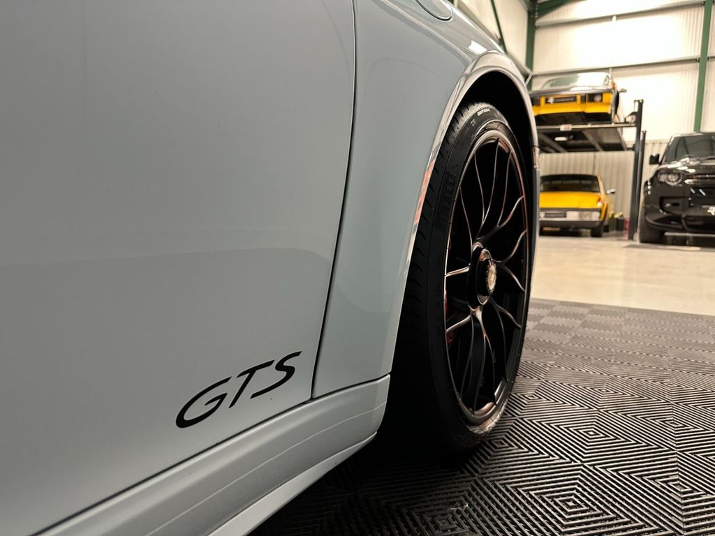 Used Porsche 911 2018 for sale - 76406161: Photo 50