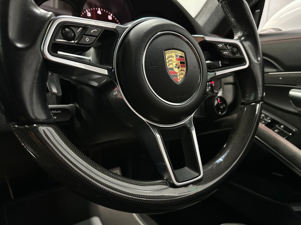 Used Porsche 911 2018 for sale - 76406161: Photo 6