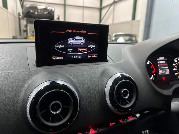 Used Audi RS3 2016 for sale - 76105883: Photo 33