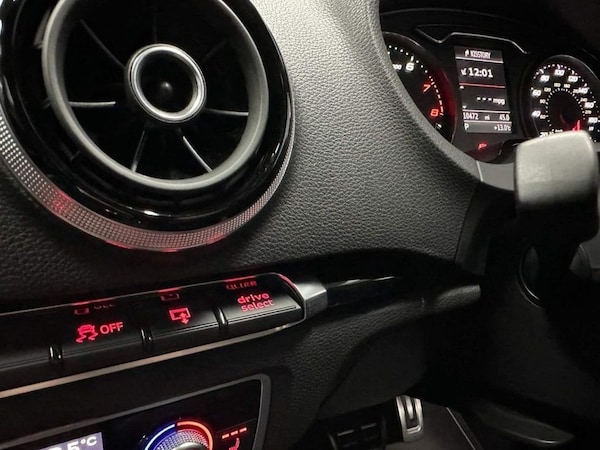 Used Audi RS3 2016 for sale - 76105883: Photo 43