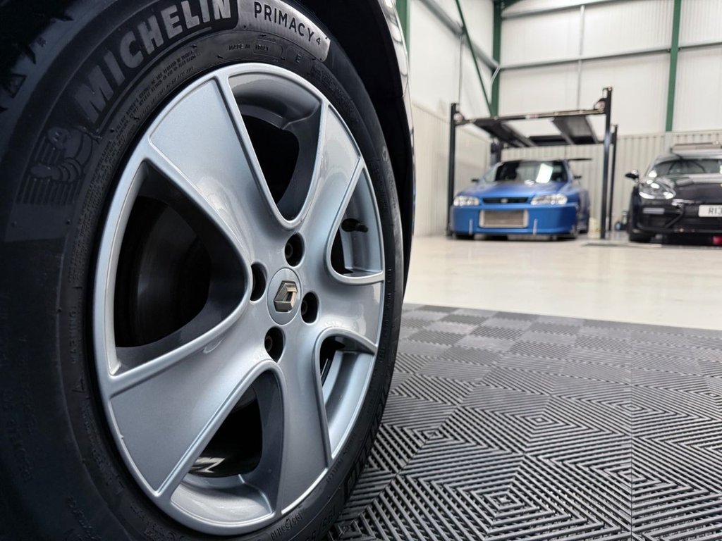 Used Renault Clio 2015 for sale - 78124355: Photo 5