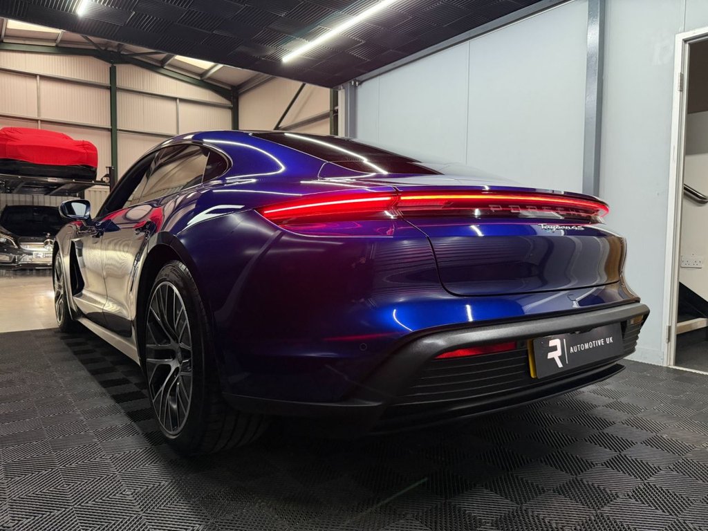 Used Porsche Taycan 2021 for sale - 77780259: Photo 14