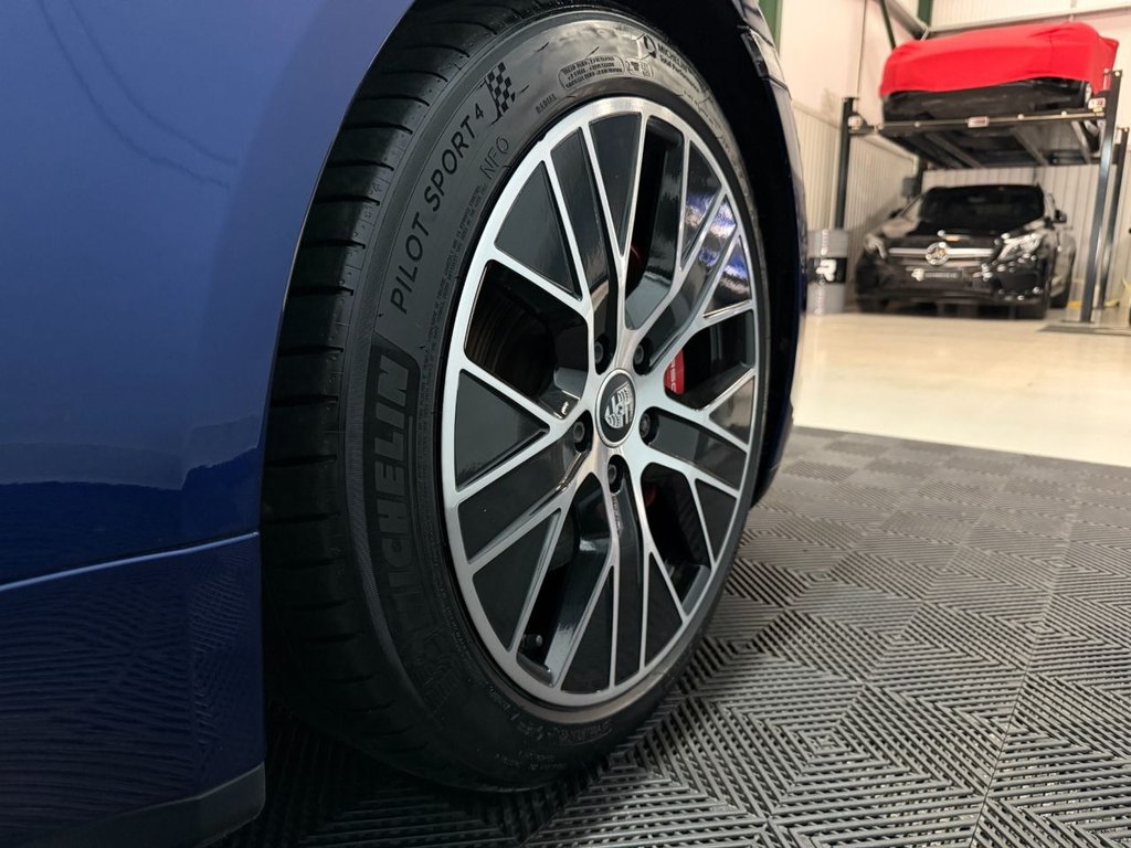 Used Porsche Taycan 2021 for sale - 77780259: Photo 24