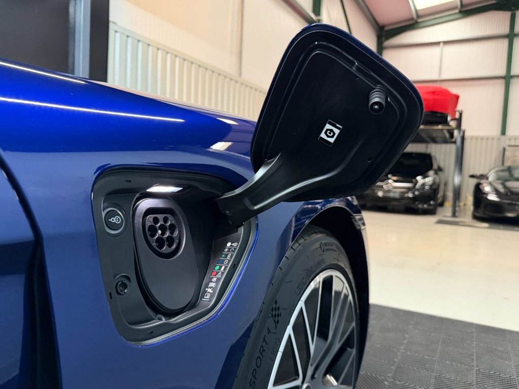 Used Porsche Taycan 2021 for sale - 77780259: Photo 26