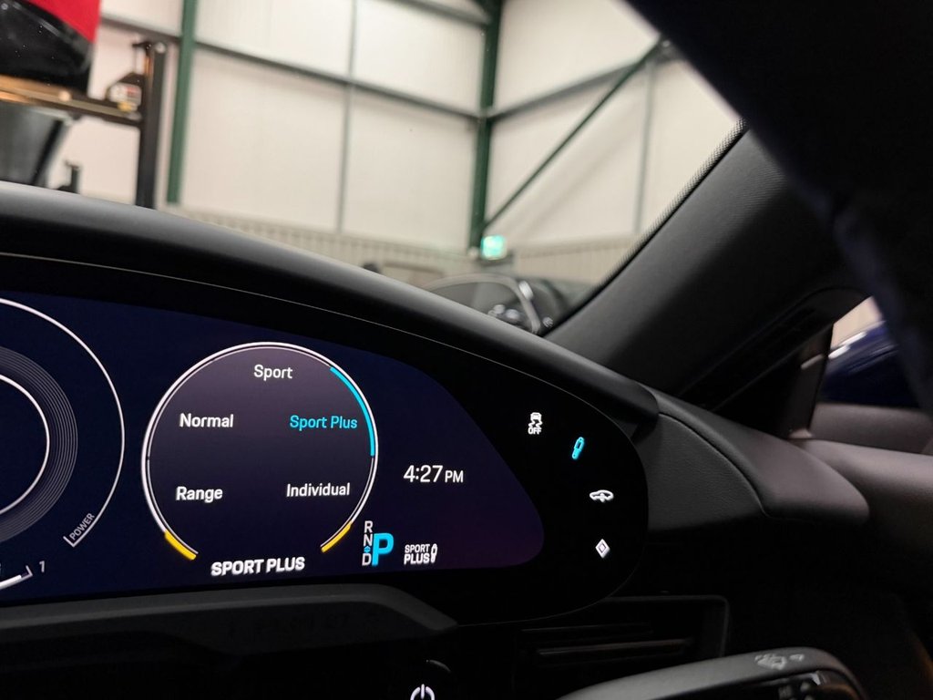 Used Porsche Taycan 2021 for sale - 77780259: Photo 40