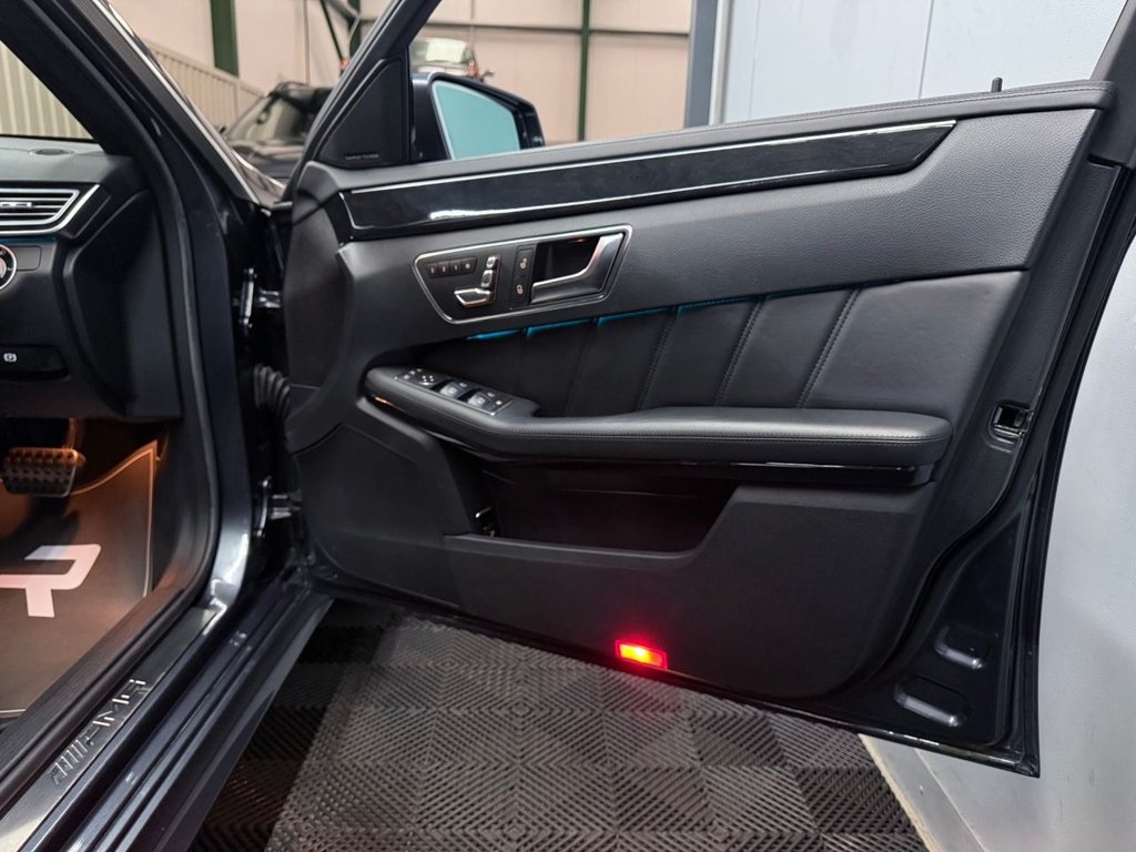 Used Mercedes-Benz E Class 2013 for sale - 76273966: Photo 39