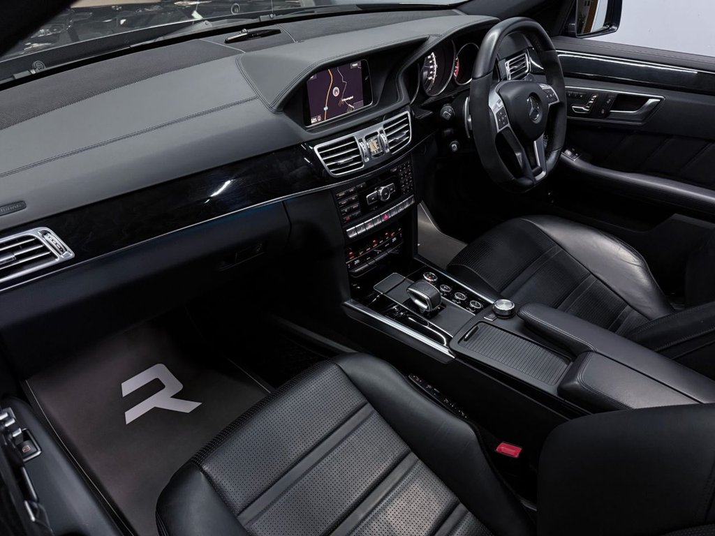 Used Mercedes-Benz E Class 2013 for sale - 76273966: Photo 46