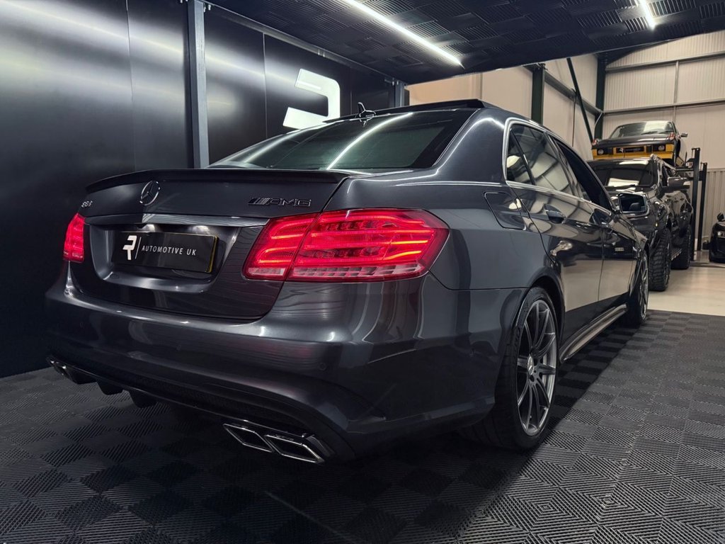 Used Mercedes-Benz E Class 2013 for sale - 76273966: Photo 8