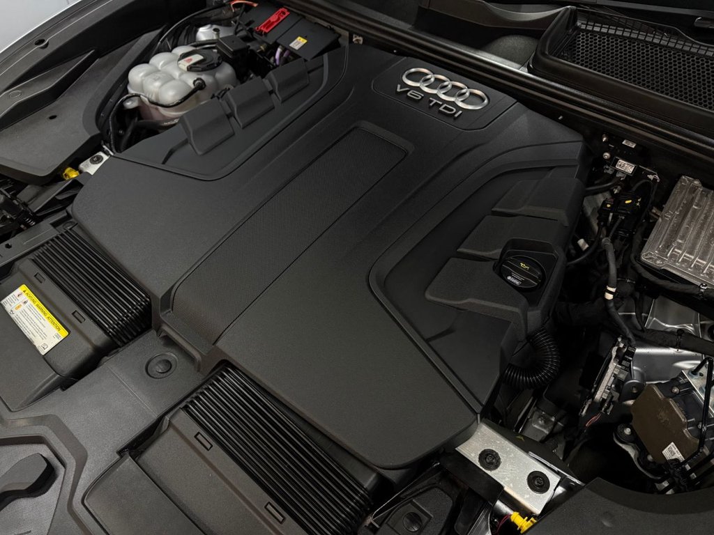 Used Audi Q8 2018 for sale - 77133129: Photo 40