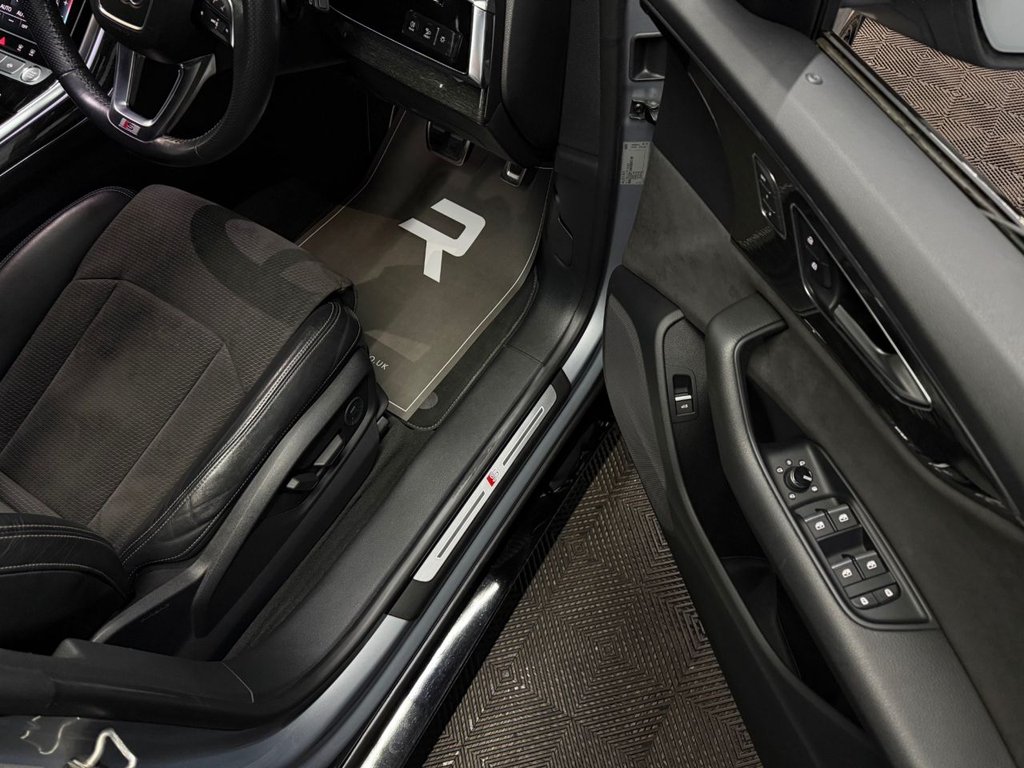 Used Audi Q8 2018 for sale - 77133129: Photo 43