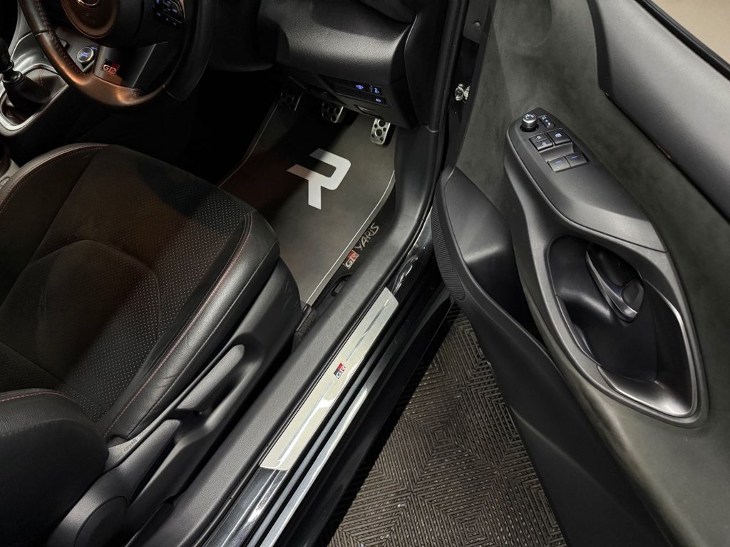 Used Toyota Yaris 2020 for sale - 76642181: Photo 46