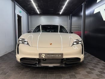 Used Porsche Taycan 2023 for sale - 79782155: Photo