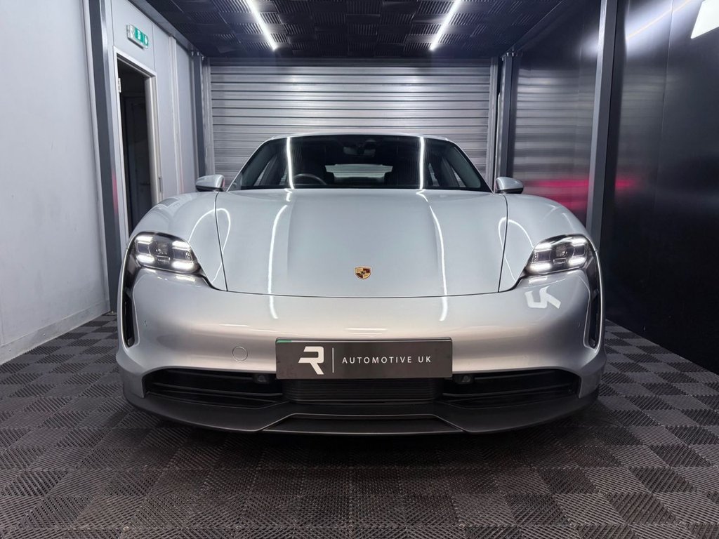 Used Porsche Taycan 2020 for sale - 77850190: Photo 2