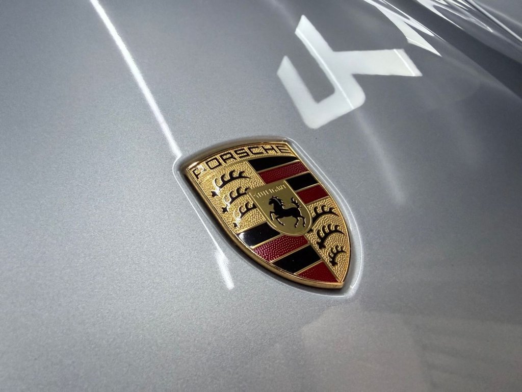 Used Porsche Taycan 2020 for sale - 77850190: Photo 22