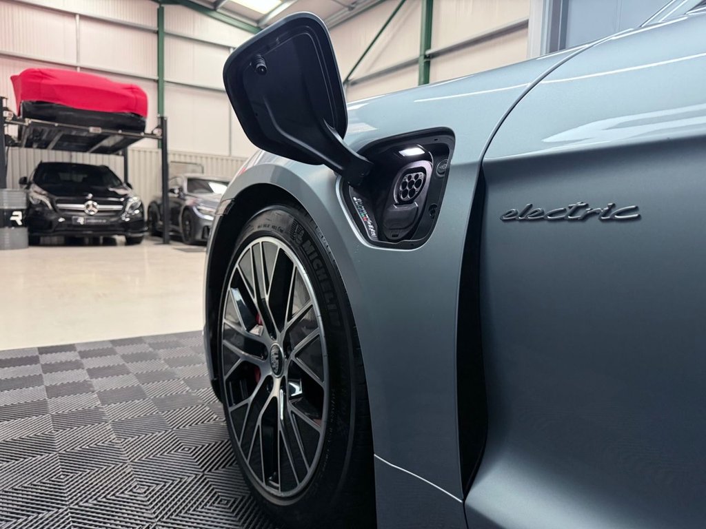 Used Porsche Taycan 2020 for sale - 77850190: Photo 27