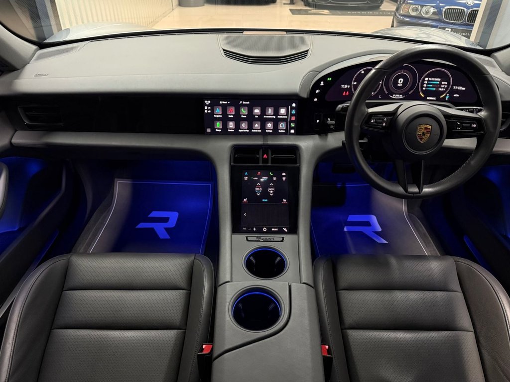 Used Porsche Taycan 2020 for sale - 77850190: Photo 40