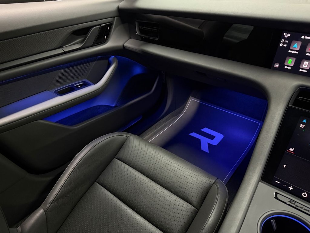 Used Porsche Taycan 2020 for sale - 77850190: Photo 43