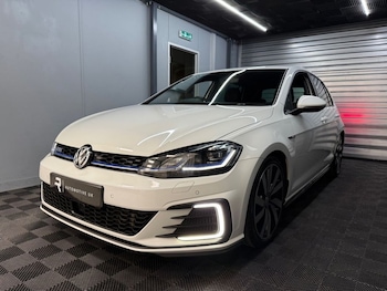 Used Volkswagen Golf 2018 for sale - 78357732: Photo