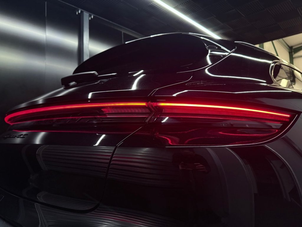 Used Porsche Taycan 2021 for sale - 76356312: Photo 19