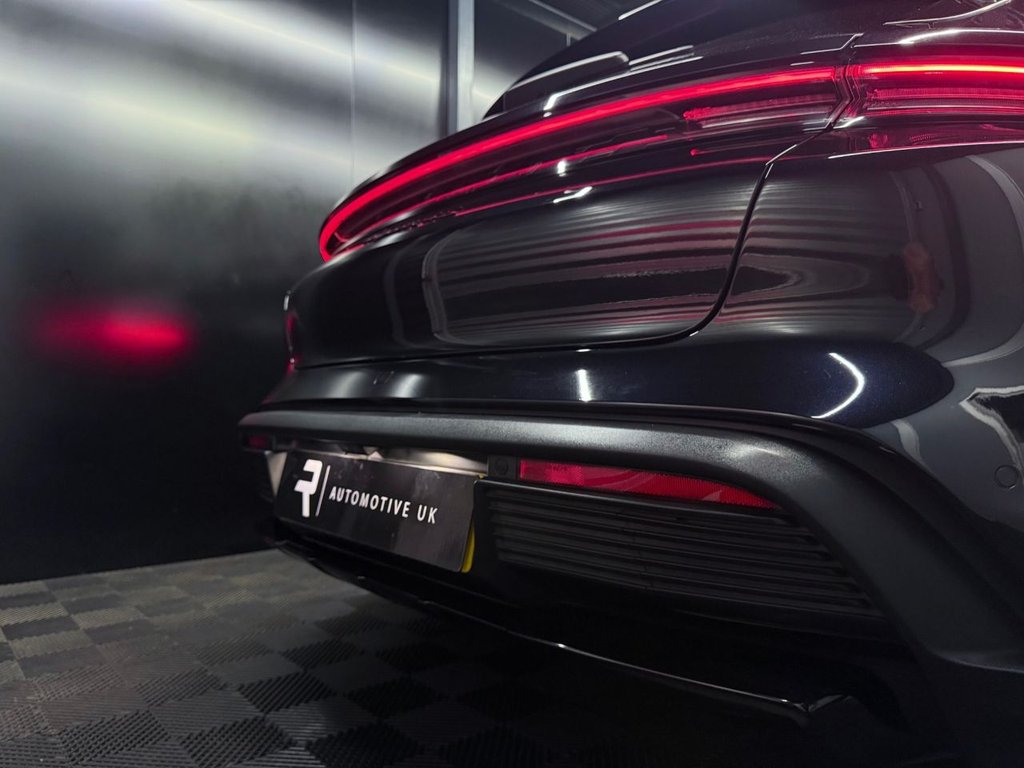 Used Porsche Taycan 2021 for sale - 76356312: Photo 21