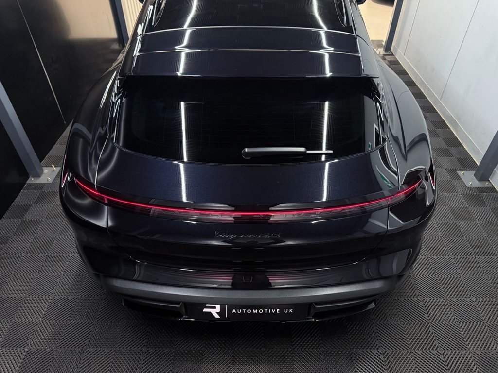 Used Porsche Taycan 2021 for sale - 76356312: Photo 35