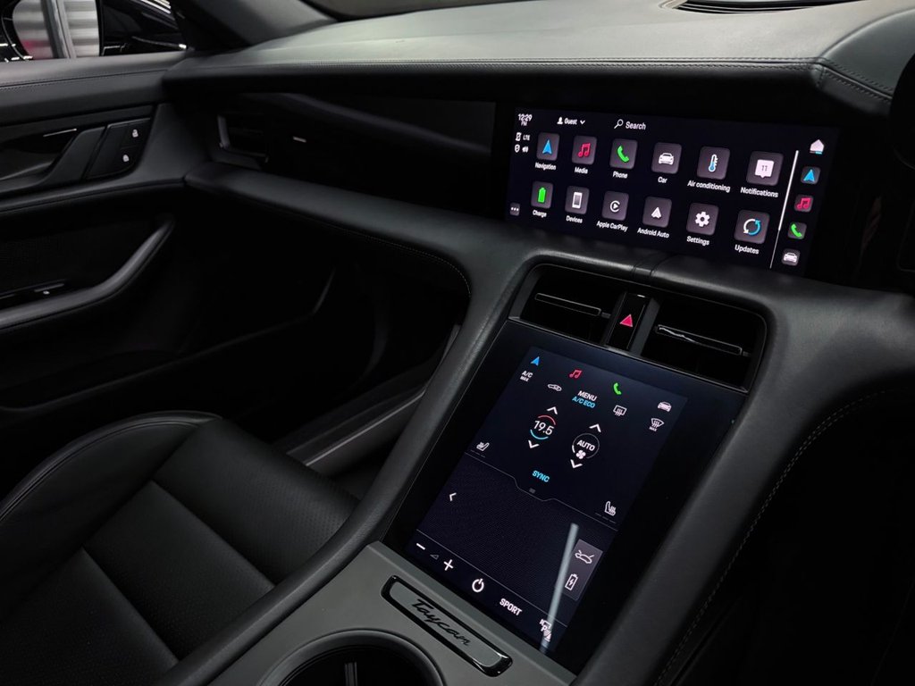 Used Porsche Taycan 2021 for sale - 76356312: Photo 43