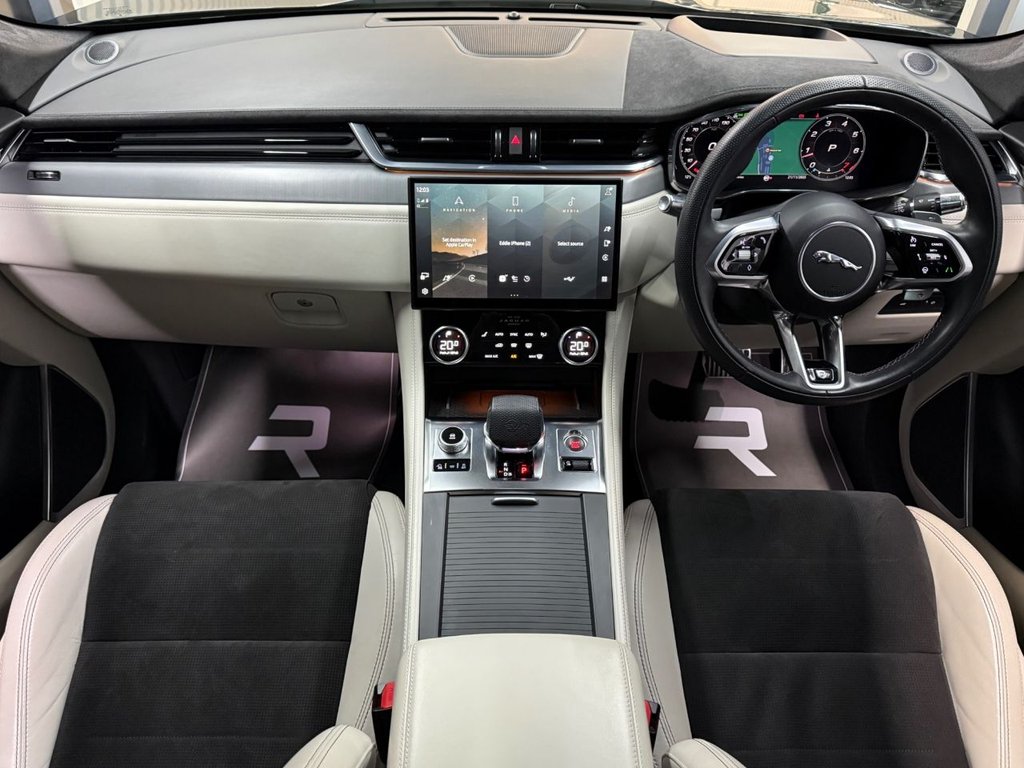 Used Jaguar F-Pace 2021 for sale - 76654545: Photo 37