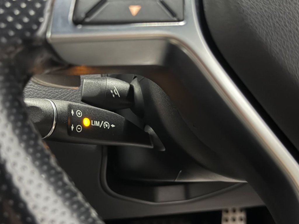 Used Mercedes-Benz C Class 2012 for sale - 77879747: Photo 29