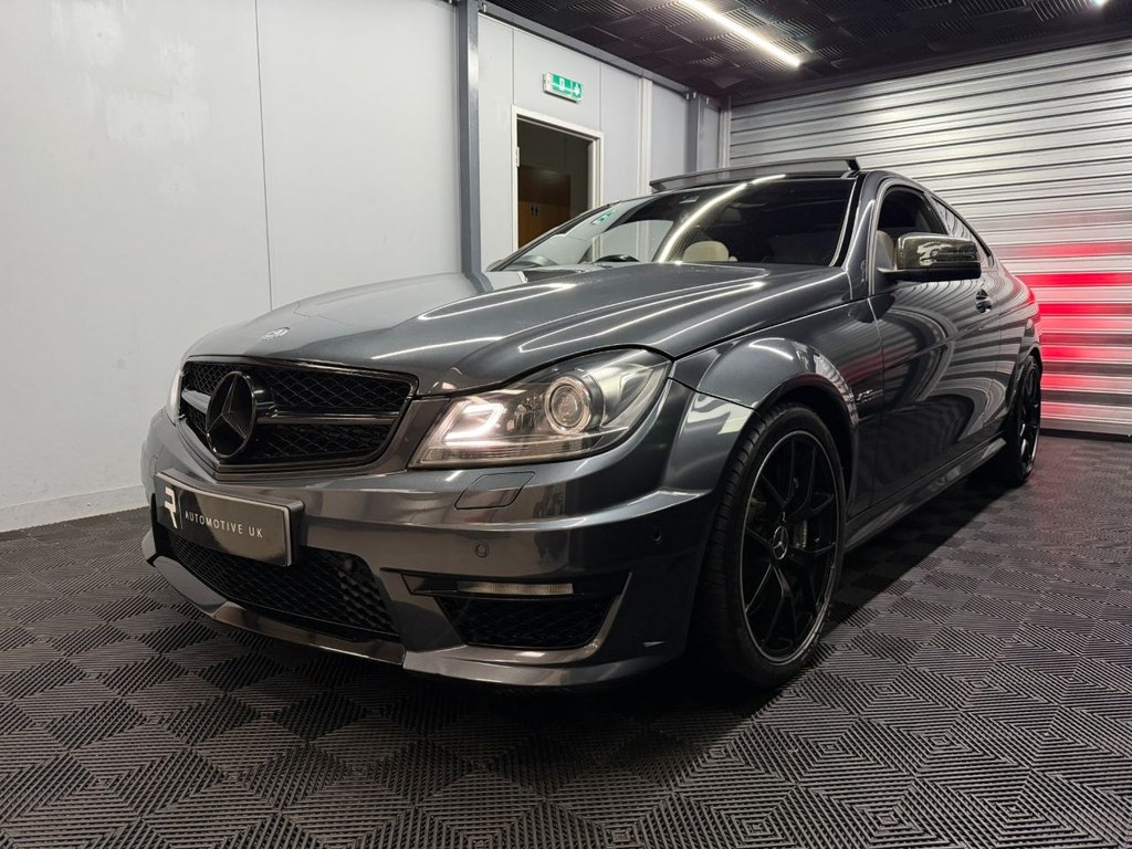 Used Mercedes-Benz C Class 2012 for sale - 77879747: Photo 4