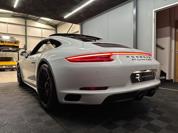 Used Porsche 911 2018 for sale - 75456734: Photo 10