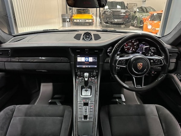 Used Porsche 911 2018 for sale - 75456734: Photo 14