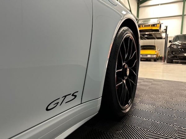 Used Porsche 911 2018 for sale - 75456734: Photo 50