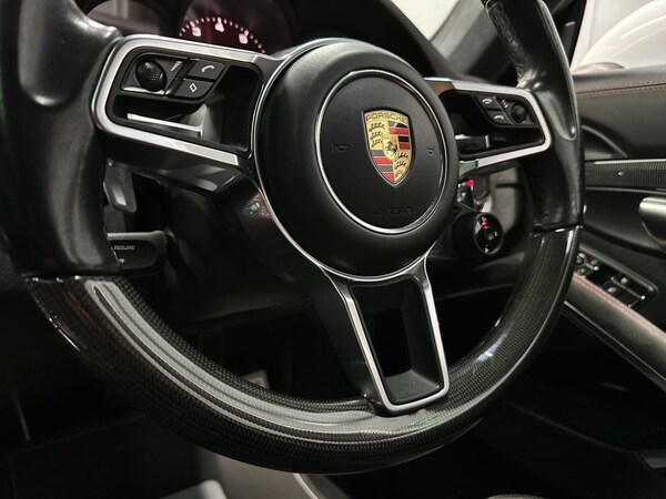 Used Porsche 911 2018 for sale - 75456734: Photo 6