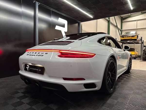 Used Porsche 911 2018 for sale - 75456734: Photo 8