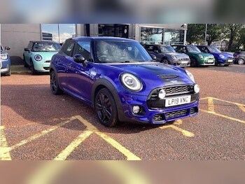 Used MINI Hatch 2019 for sale - 75939976: Photo