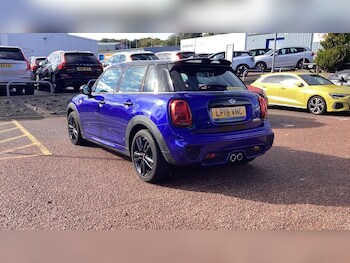 Used MINI Hatch 2019 for sale - 75939976: Photo