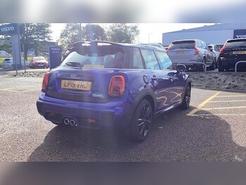 Used MINI Hatch 2019 for sale - 75939976: Photo