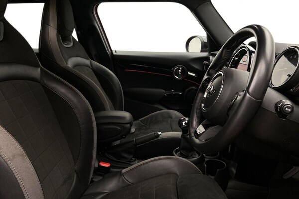 Used MINI Hatch 2022 for sale - 75634552: Photo 11