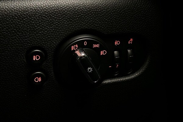 Used MINI Hatch 2019 for sale - 76137255: Photo 28