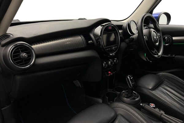 Used MINI Hatch 2019 for sale - 76137255: Photo 7