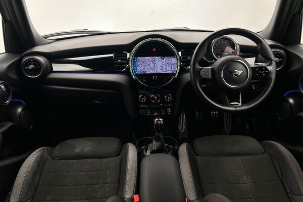 Used MINI Hatch 2022 for sale - 75635030: Photo 4