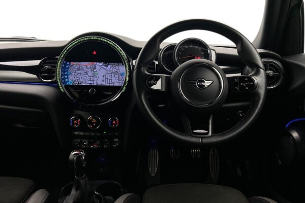 Used MINI Hatch 2022 for sale - 75635030: Photo 5