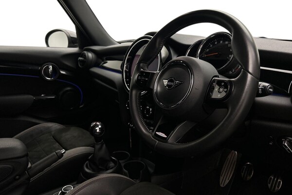 Used MINI Hatch 2022 for sale - 75635030: Photo 6