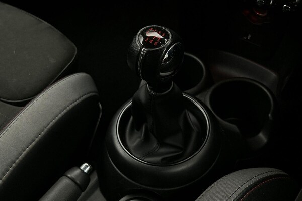Used MINI Hatch 2022 for sale - 75635312: Photo 10