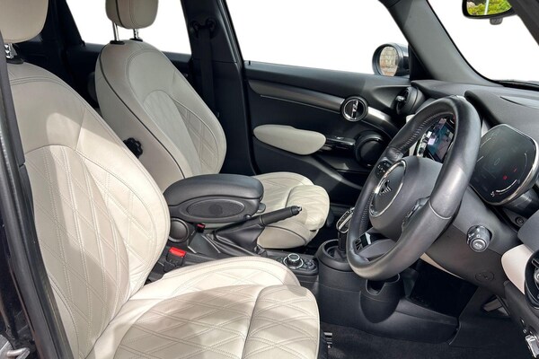 Used MINI Hatch 2021 for sale - 75400622: Photo 11