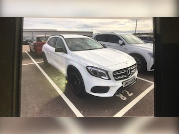 Mercedes-Benz - GLA