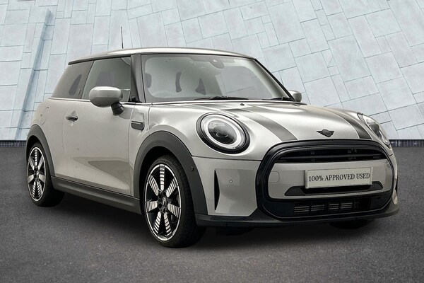 Used MINI Hatch 2024 for sale - 76084354: Photo 1