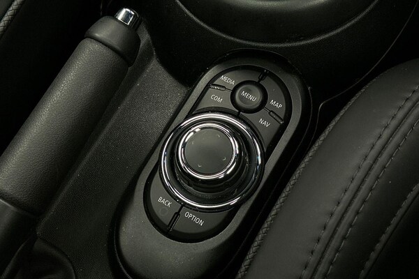 Used MINI Hatch 2024 for sale - 76084354: Photo 23