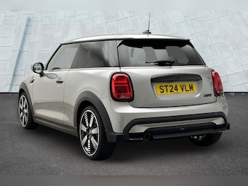 Used MINI Hatch 2024 for sale - 76084354: Photo 2